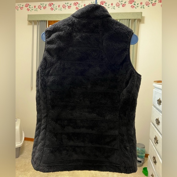 Women’s Reversible North Face Vest - Picture 2 of 6